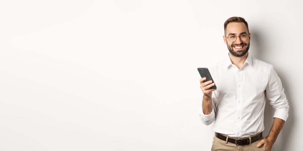 Man Enjoying a website with correctly implemented META Viewport tag on his phone